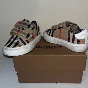 Burberry Sneakers